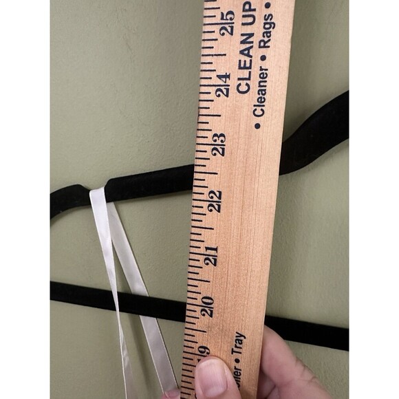 Vintage Lace Trimmed Camisole‎ Top Lingerie Size M Ivory Cream Adj Thin Straps - Picture 7 of 12